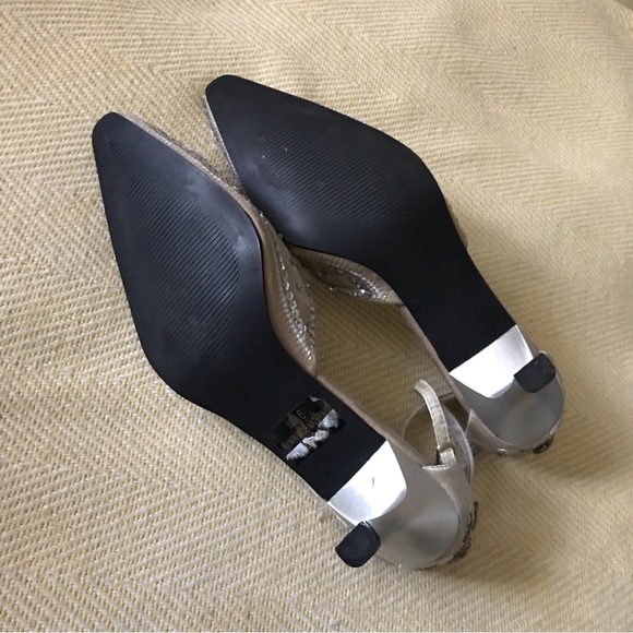 Vintage Silver Beaded Shoes - Picture 9 of 11